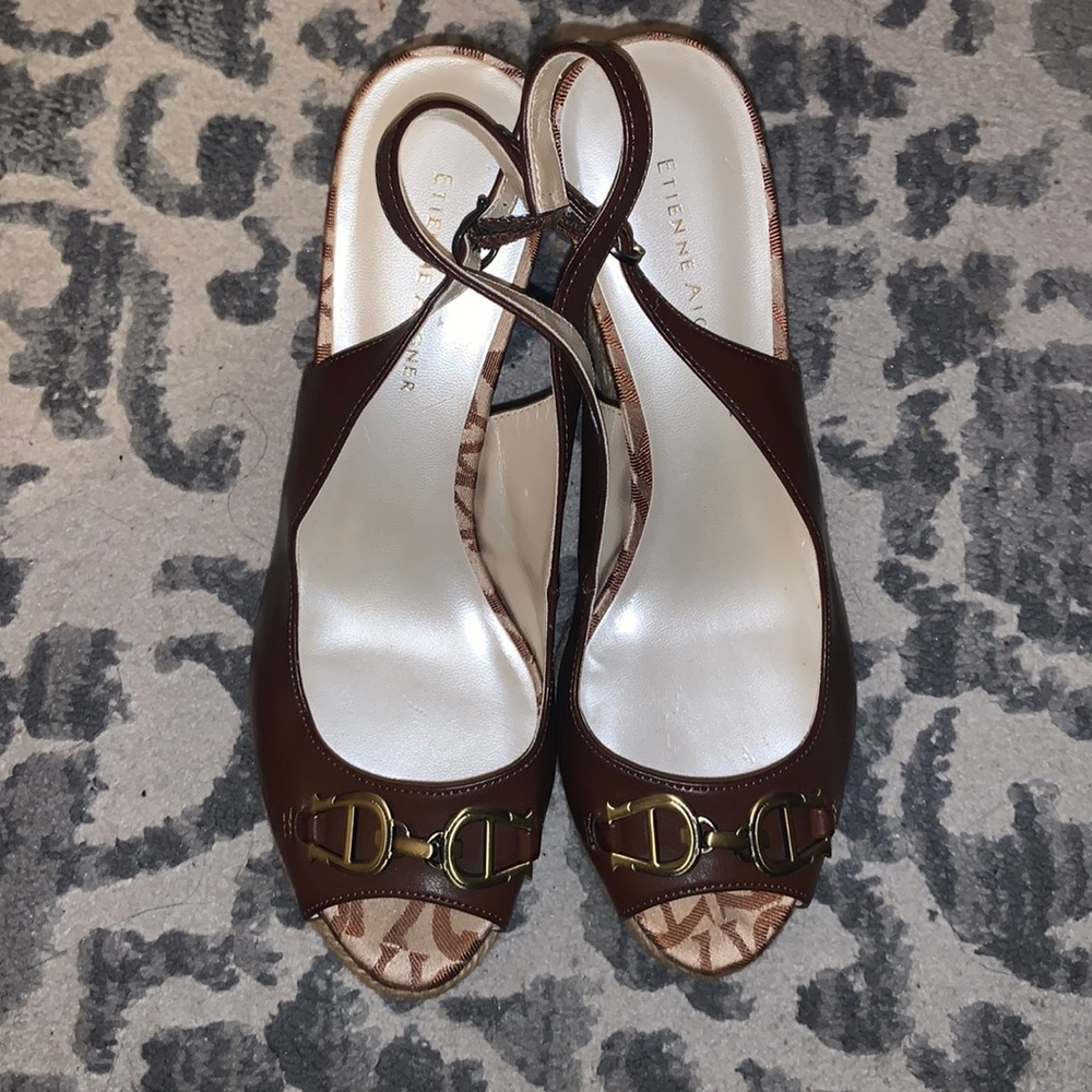 Woman’s Wedges peep toe sling back shoes